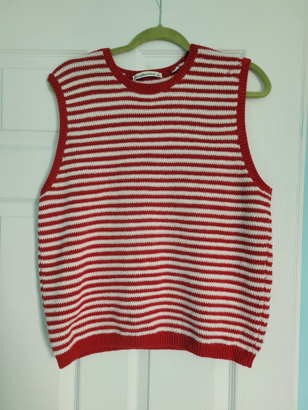 Abercombie And Fitch Womens Sleeveless Red and White Striped Sweater Vest